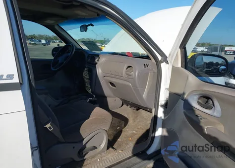 2004 Chevrolet Trailblazer Ls from USA, damaged, VIN 1GNDS13S442303265